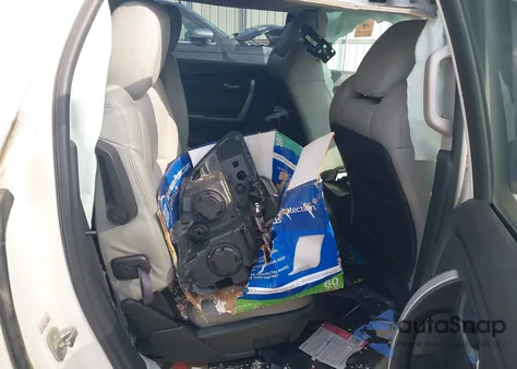 2011 GMC Acadia Sle z USA, uszkodzony, nr VIN 1GKKRPED4BJ295575